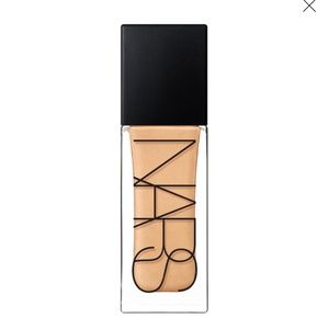 NARS Tinted Glow Booste inr Kalvoya (Light)